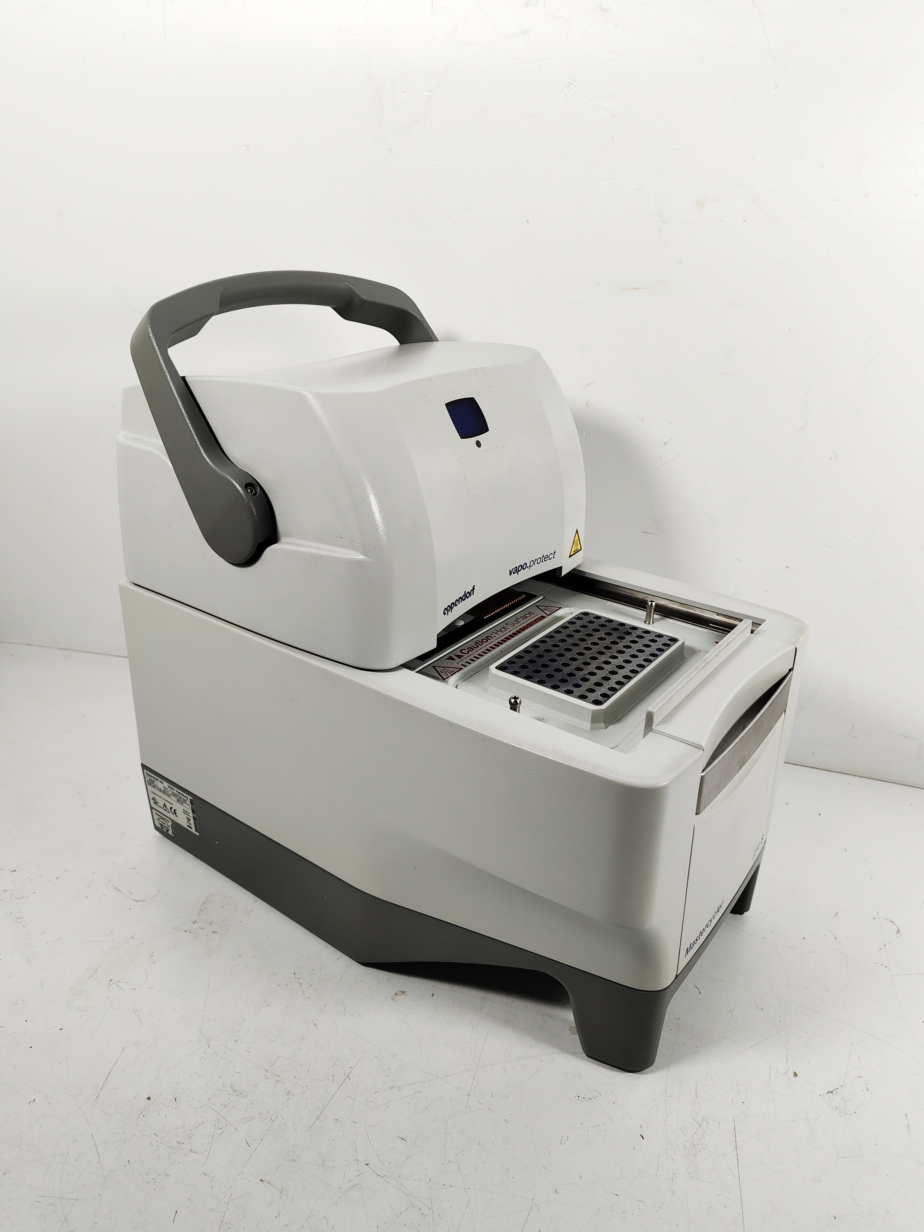 aparato laboratorio cientifico termociclador adn plastico 37-41x25.5x40.5 1u